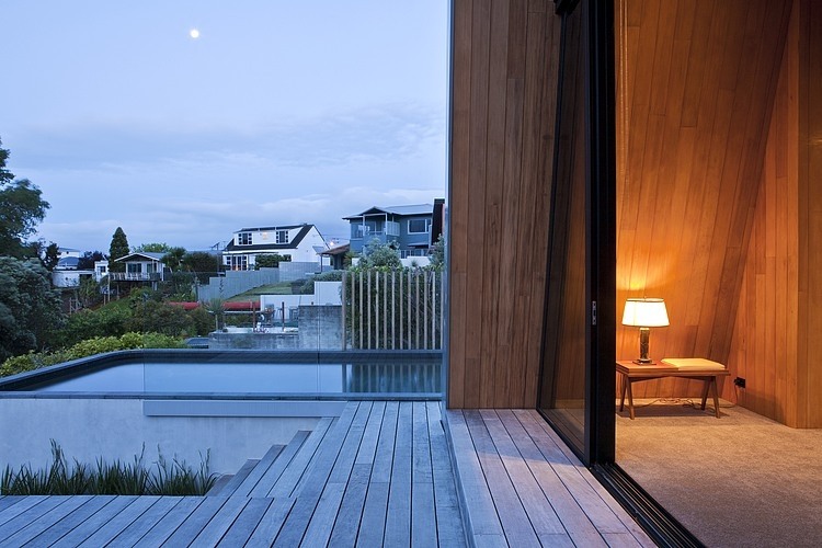 Winsomere Crescent by Dorrington Architects