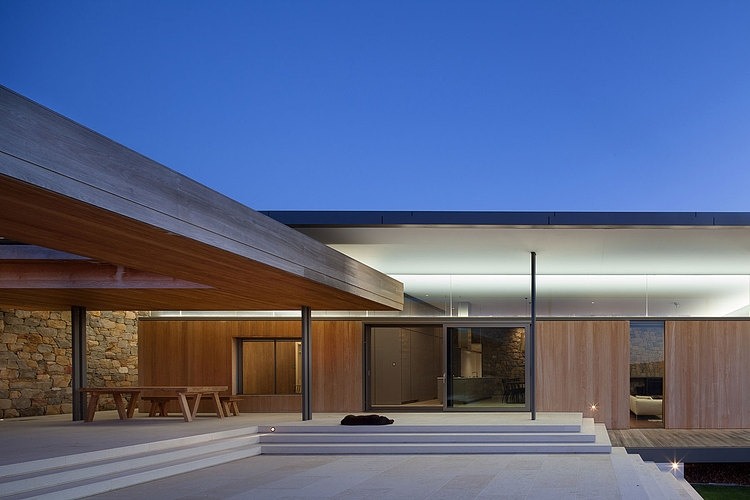 South-Western Australia Residence by Tierra Design