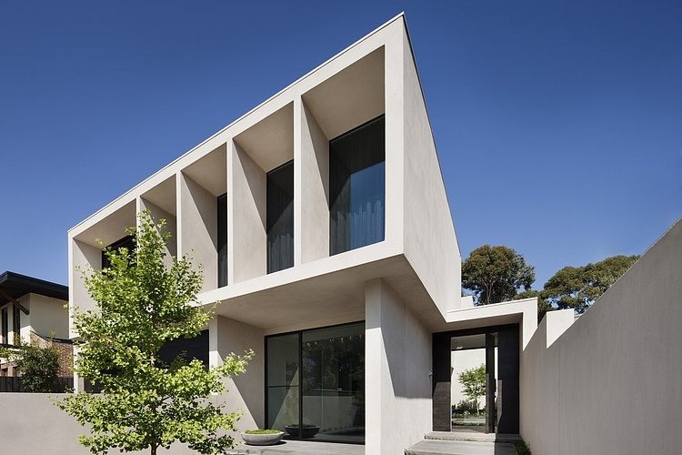 Malvern House by Lubelso
