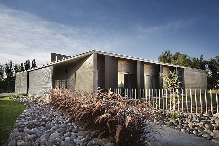 Casa Codina by A4estudio