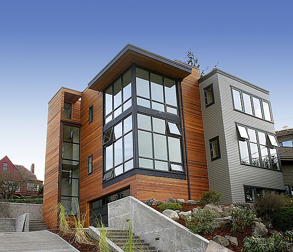 Contemporary Home by Logan's Hammer Building & Renovation