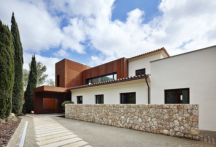 Kubik Extension by Guillermo Reynes Architecture Studio