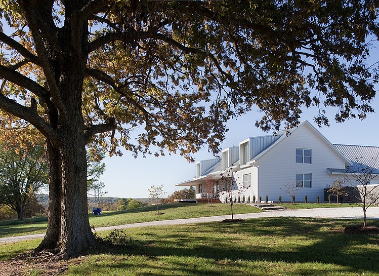 Porch House by Hufft Projects