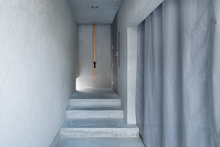 Promenade House by Form/kouichi Kimura Architects