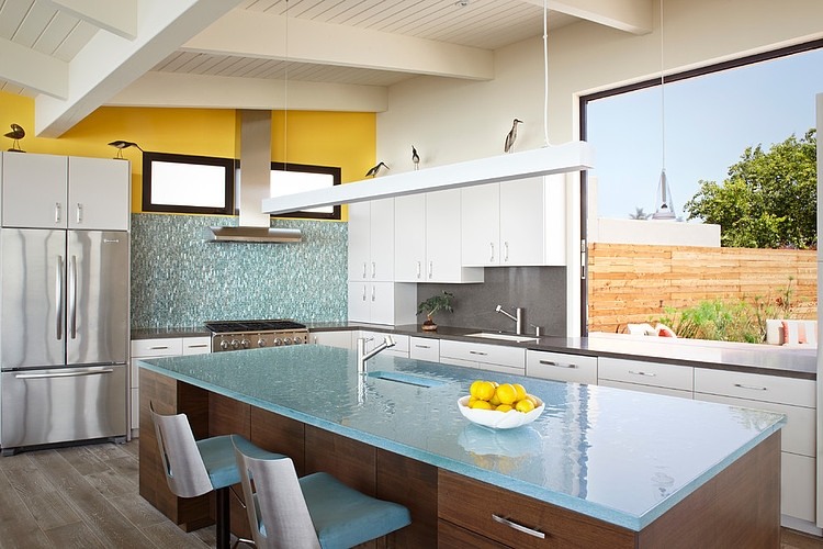 Contemporary House Remodel by Allen Associates