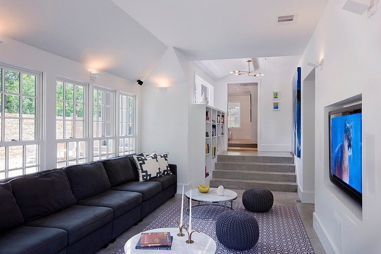 Lafayette Residence by Texas Construction Company