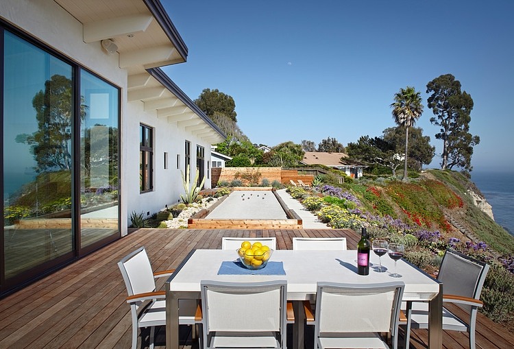 Contemporary House Remodel by Allen Associates