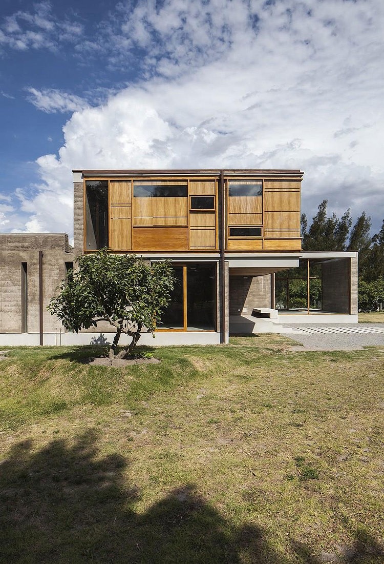 Cotacachi House by Arquitectura X