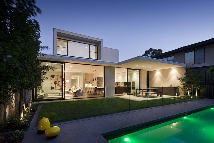 Malvern House by Lubelso