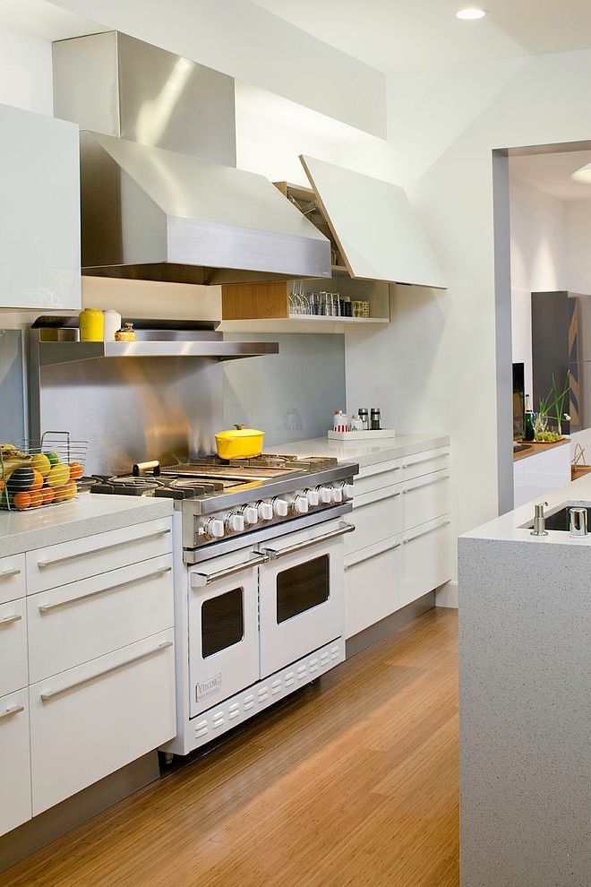 Eddie House by Three Legged Pig Design