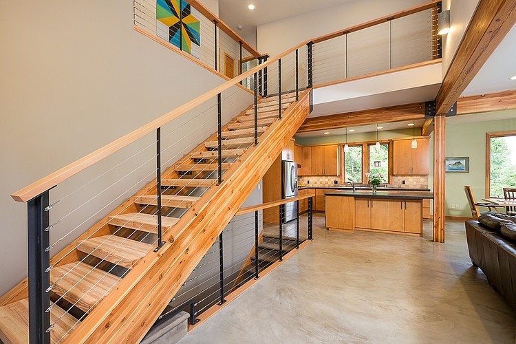 Modern Green House by Kirsten Robertson and Frank Pietromonaco