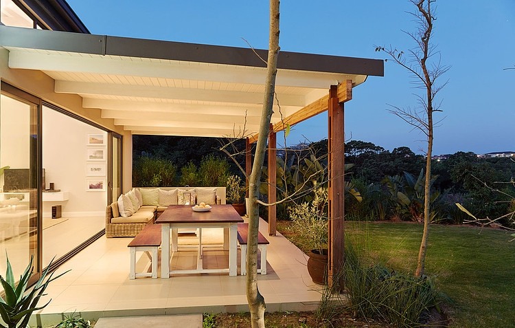 Dunkirk Residence by LevEco Architects
