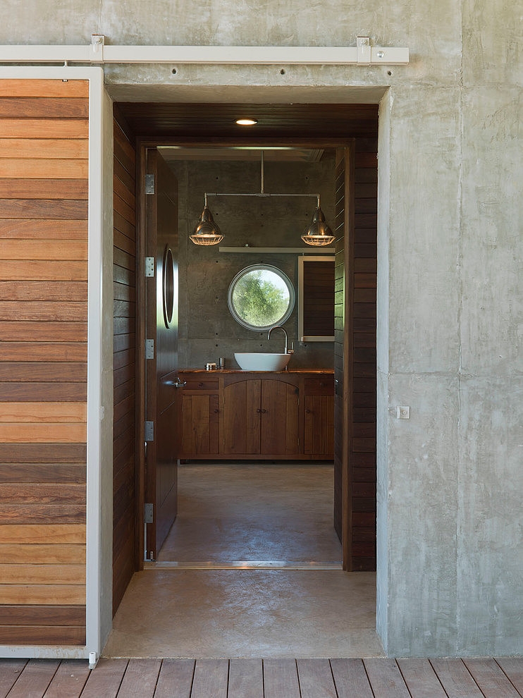 Locomotive Ranch Trailer by Andrew Hinman Architecture