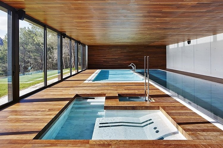 Kubik Extension by Guillermo Reynes Architecture Studio