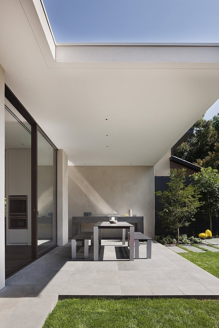 Malvern House by Lubelso