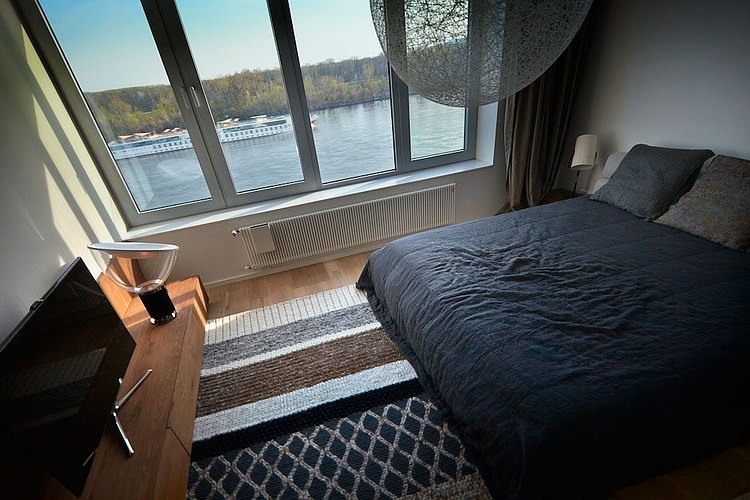 Riverpark Apartment by BEEF
