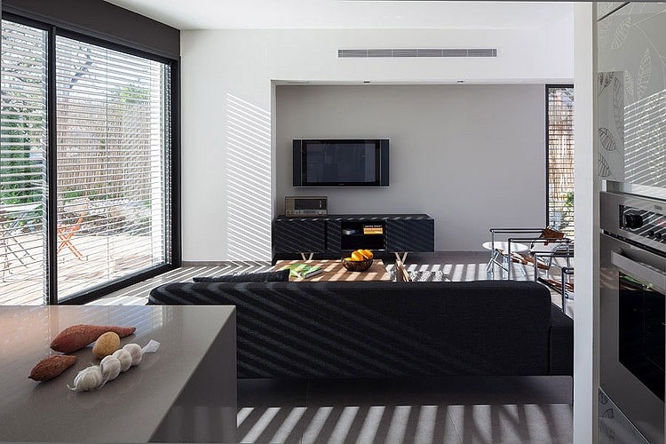 Wo House by SO Architecture