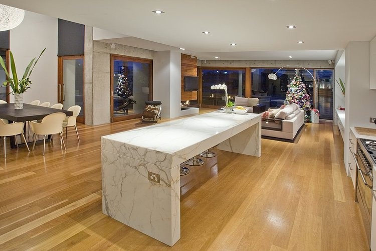 Amalfi Drive Residence by BGD Architects