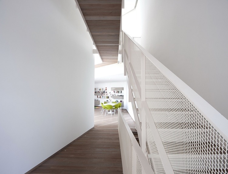 Bergamo Residence by Dap Studio