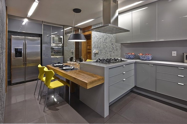 LA Apartment by David Guerra