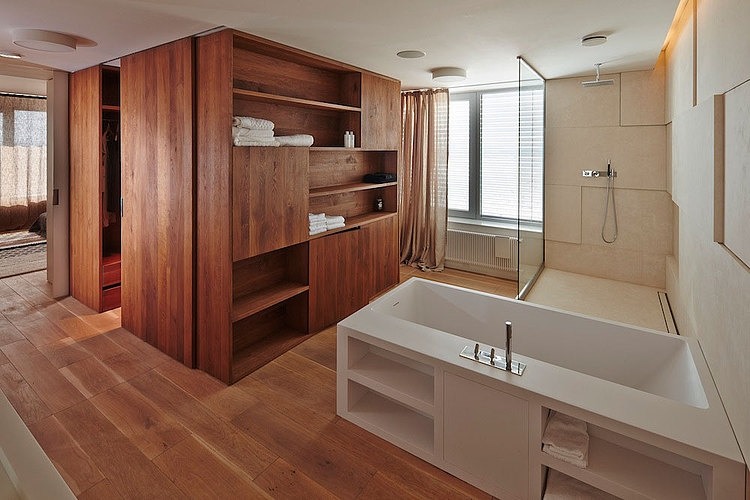 Riverpark Apartment by BEEF
