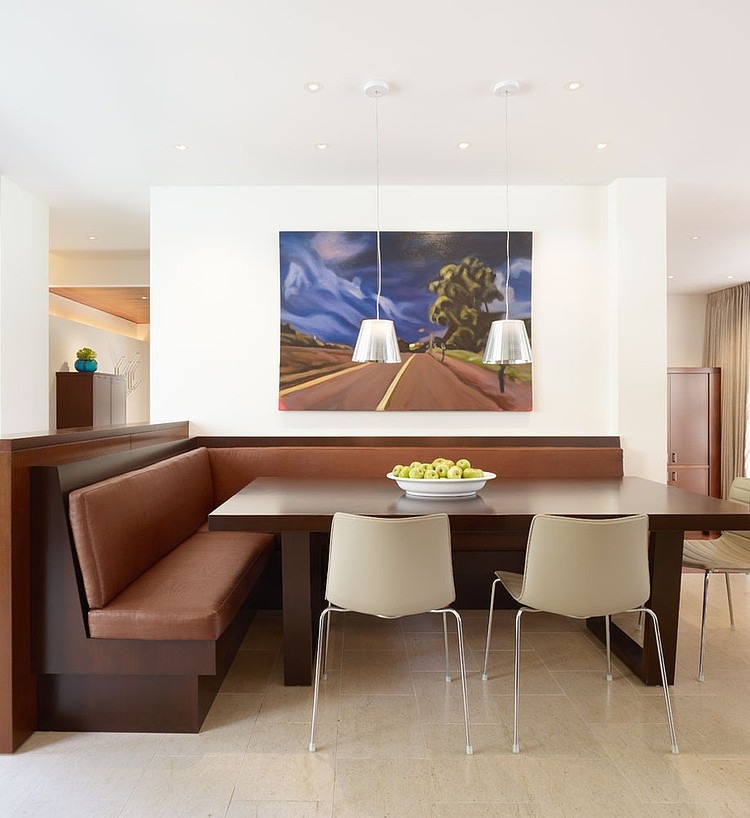 Mandeville Canyon Residence by Rockefeller Partners Architects