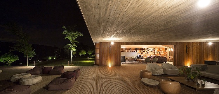 M&M House by StudioMK27