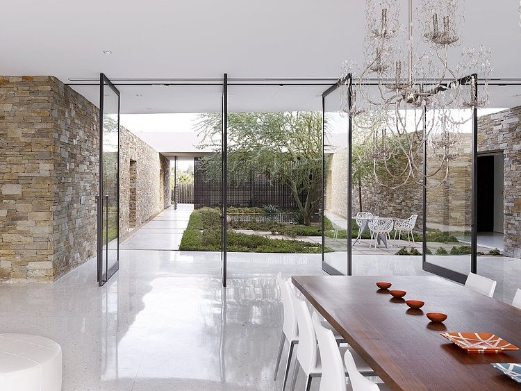 Madison Residence by XTEN Architecture