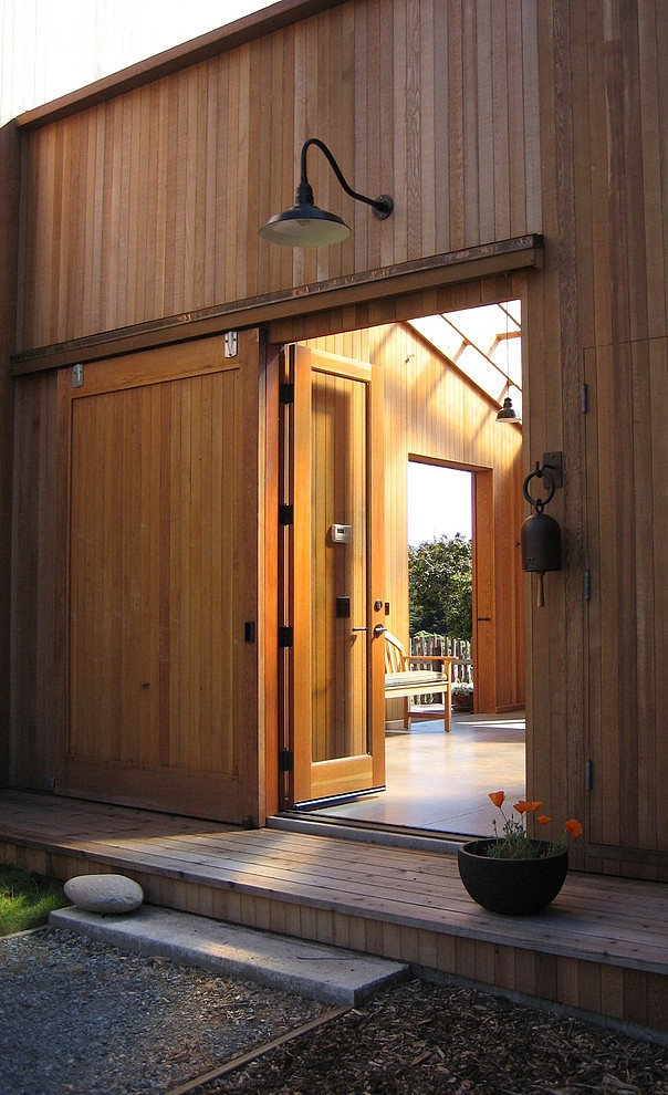 Wooden Residence by Malcolm Davis Architecture