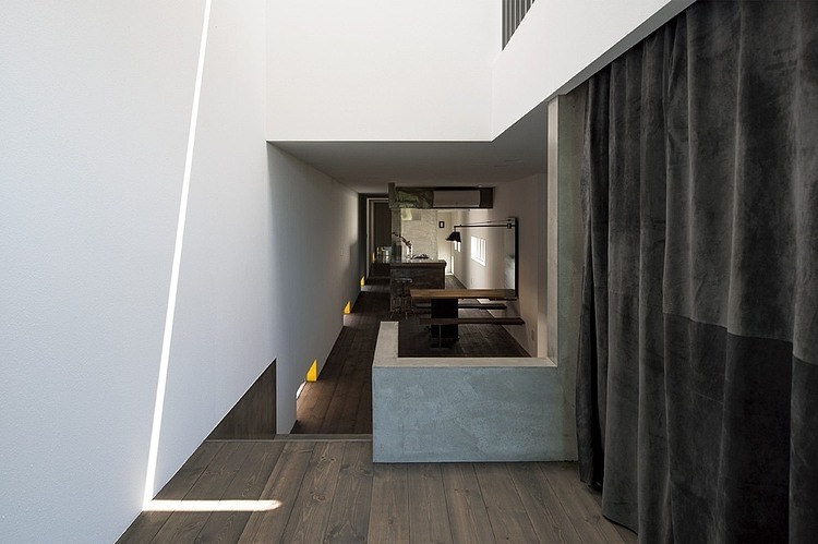 Promenade House by Form/kouichi Kimura Architects