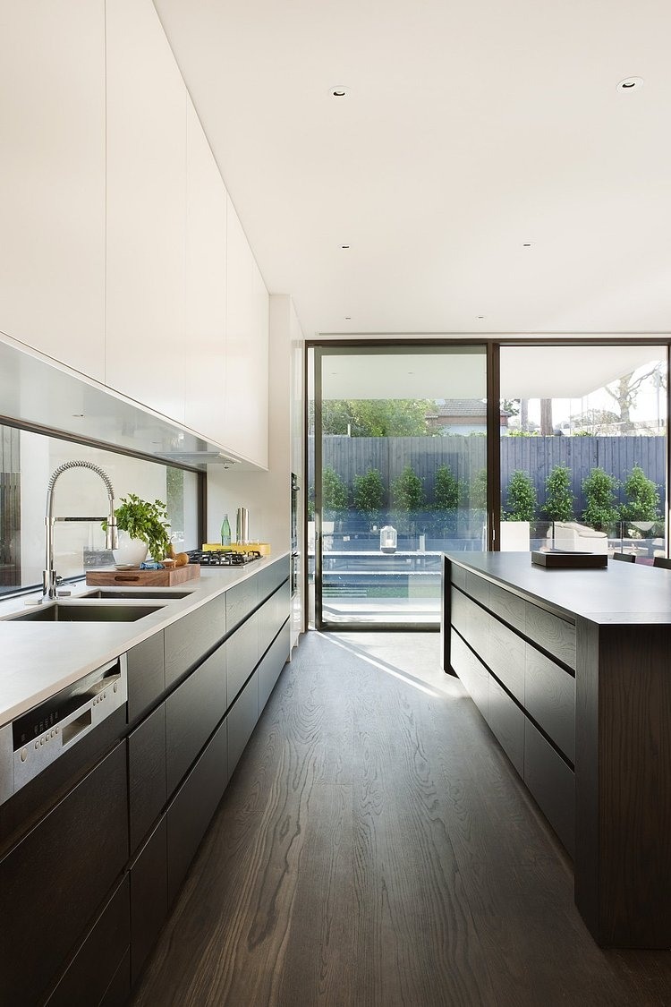 Malvern House by Lubelso