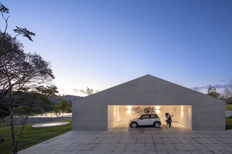 M&M House by StudioMK27