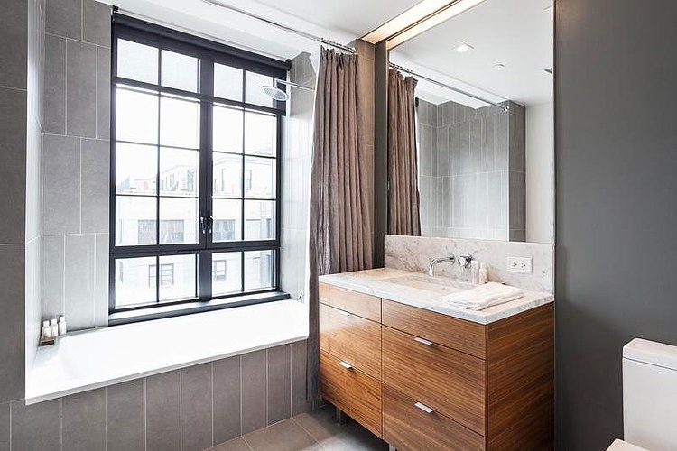 Contemporary Apartment in Brooklyn