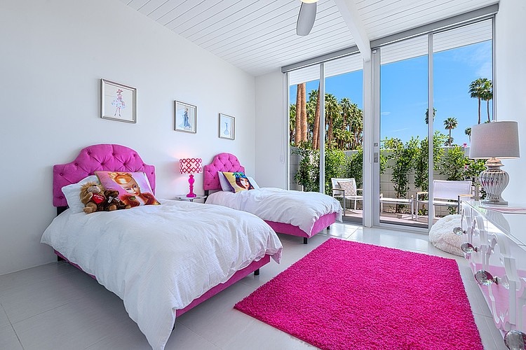 Las Palmas Residence