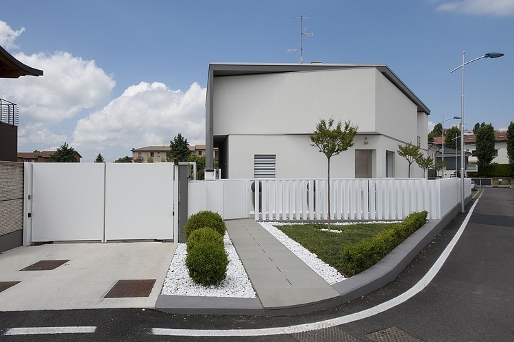 Bergamo Residence by Dap Studio