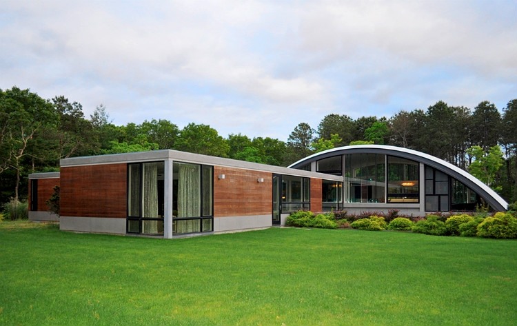 Arc House by Maziar Behrooz