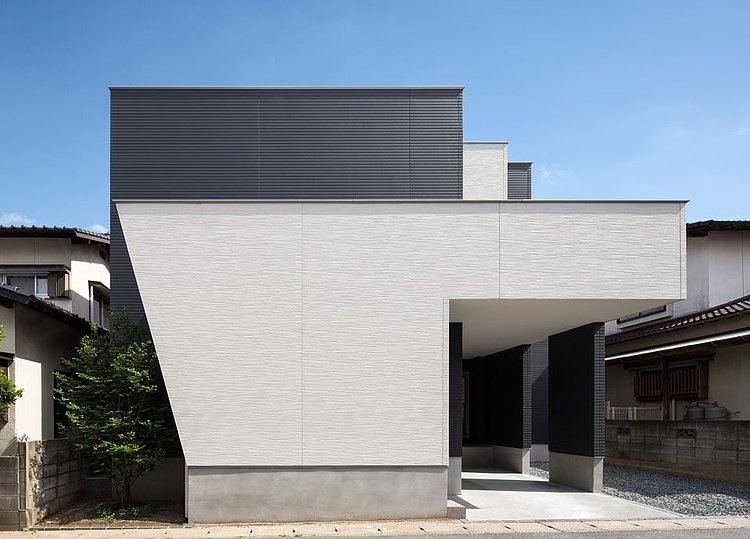 H-house-H by Sato Masahiko