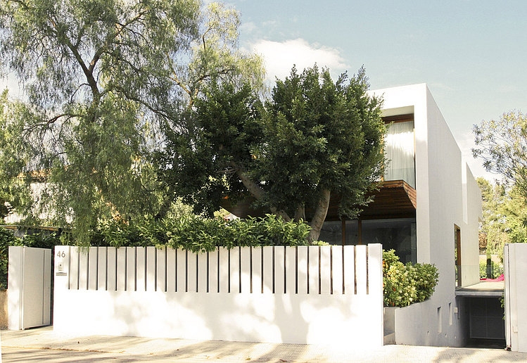 Rocafort House by Ramon Esteve Studio