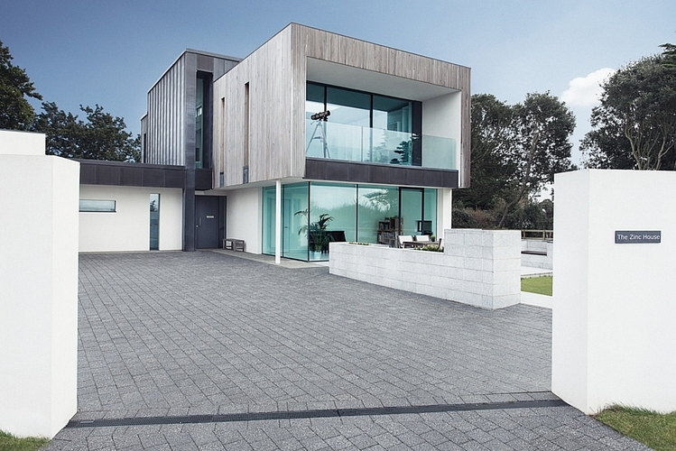 Zinc House by OB Architecture