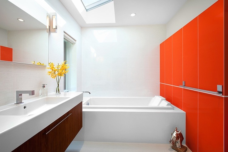 Canterbury House by CCI Renovations