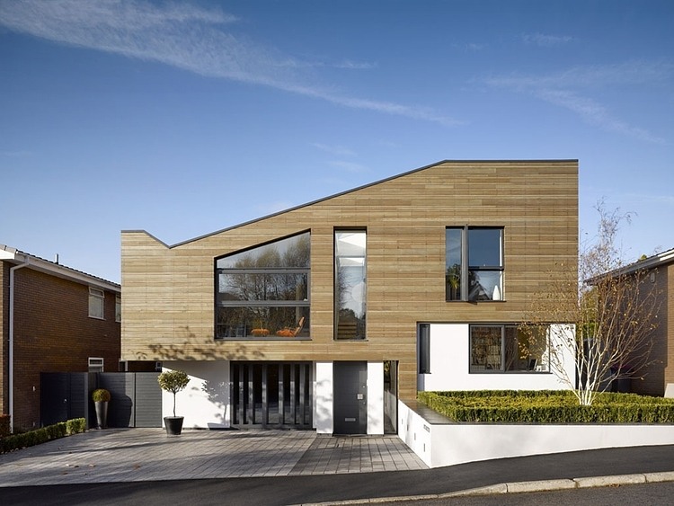 House 1005 by ISA Studio