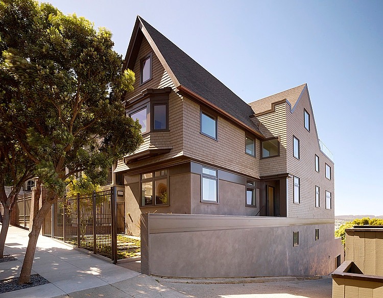 Larkin Street Home by John Maniscalco Architecture