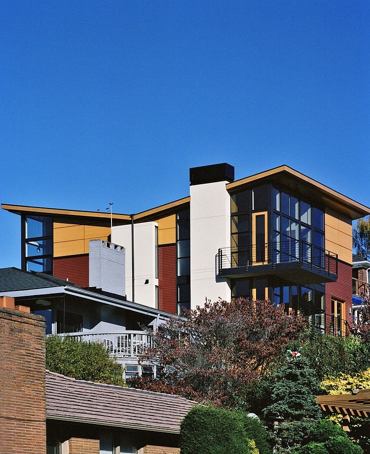 Magnolia Gardens by Rhodes Architecture + Light