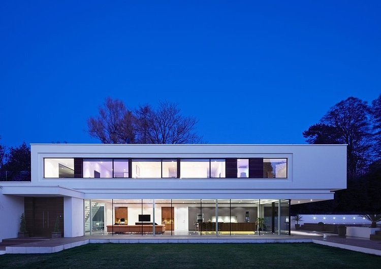 White Lodge by Dyer Grimes Architects