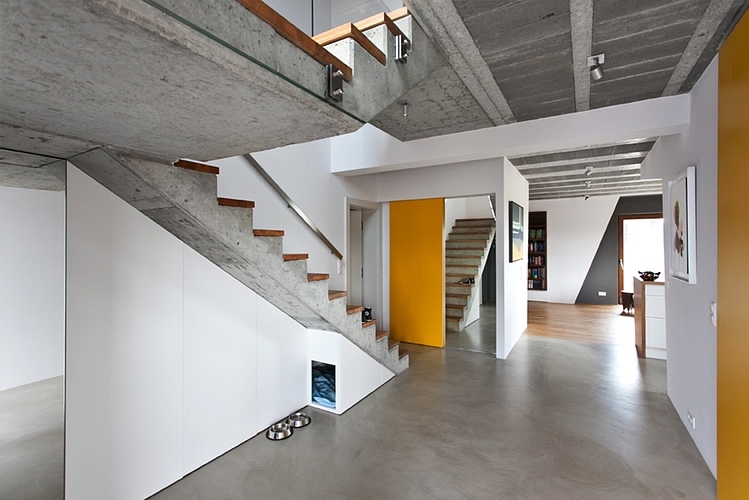 Beam&Block House by mode:lina