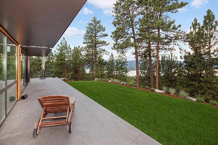 Naramata House by Balance Associates Architects