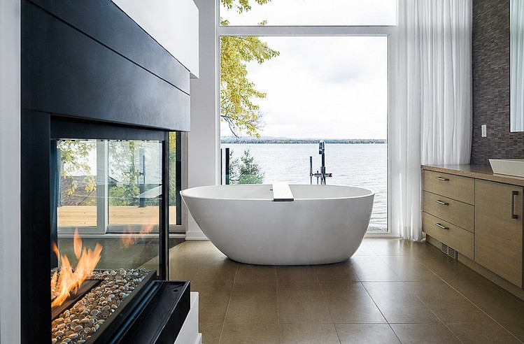 Ottawa River Home by Christopher Simmonds Architect