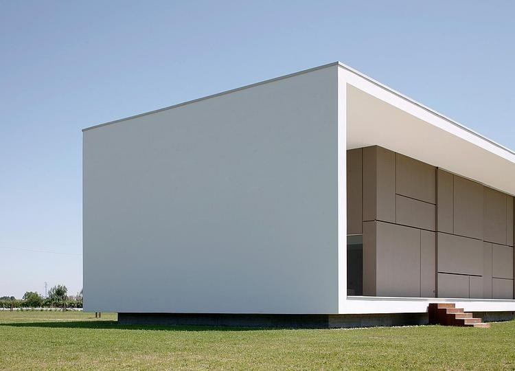 Casa Sulla Morella by Andrea Oliva Architetto