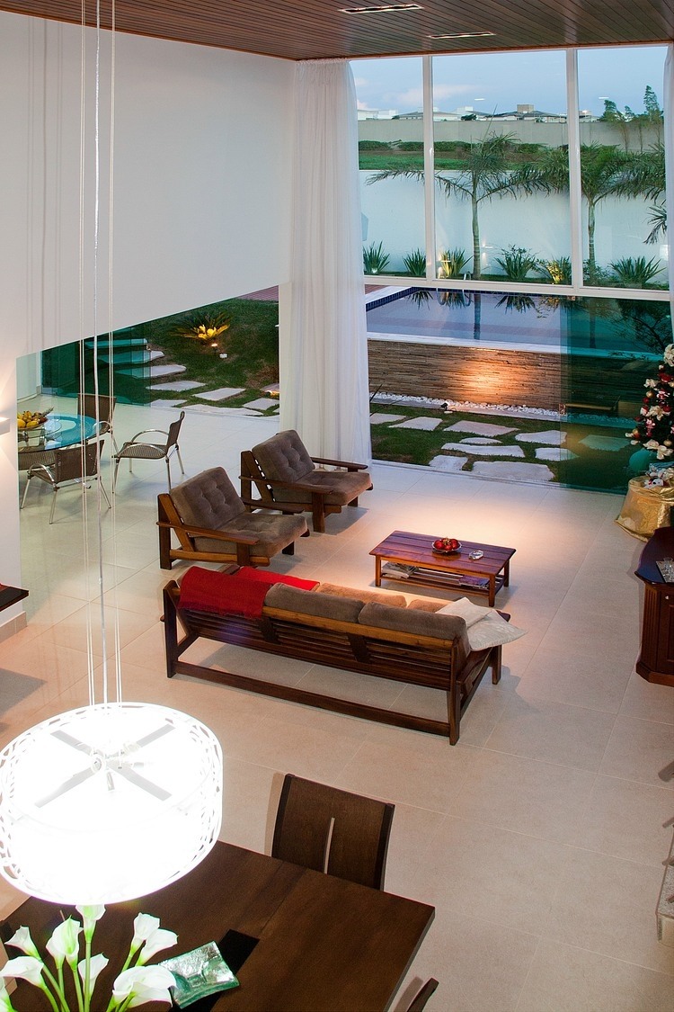 JQ House by Aguirre Arquitetura