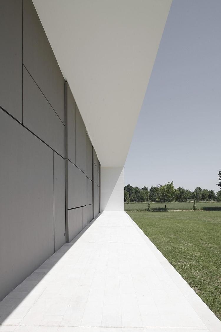Casa Sulla Morella by Andrea Oliva Architetto